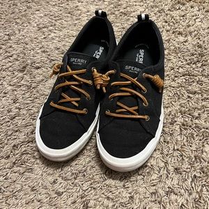 Black sperry shoes